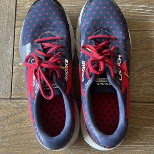 Brooks Launch patriotic tennis shoes. Women’s size 10.